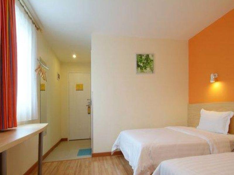 7 Days Inn Fuzhou Gandong Avenue Passenger Station Extérieur photo