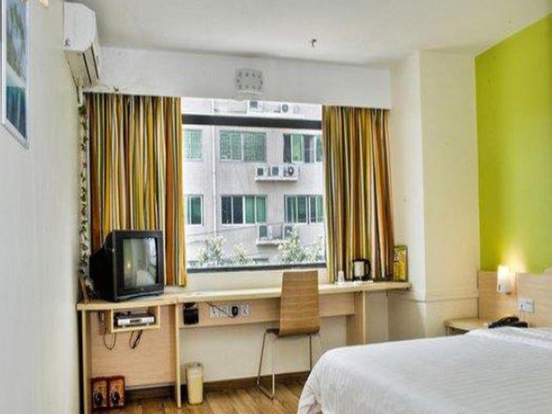 7 Days Inn Fuzhou Gandong Avenue Passenger Station Extérieur photo