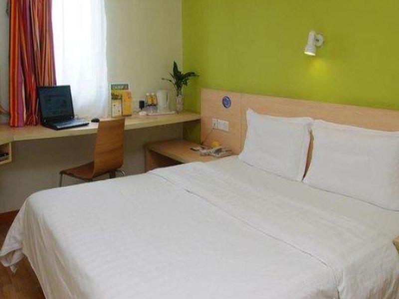 7 Days Inn Fuzhou Gandong Avenue Passenger Station Extérieur photo